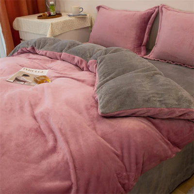 lit avec housse d'oreiller rose flanelle