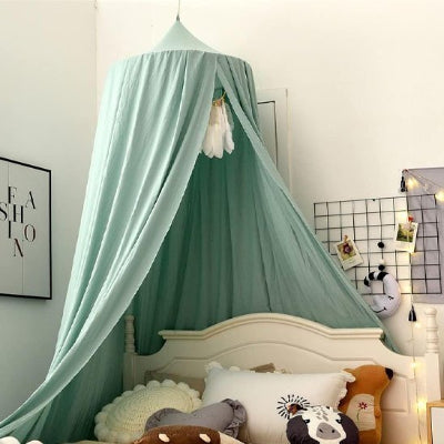 lit enfant avec ciel de lit bébé