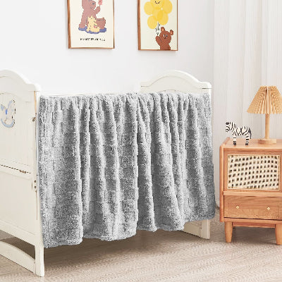 plaid enfant suspendu bord bassinette