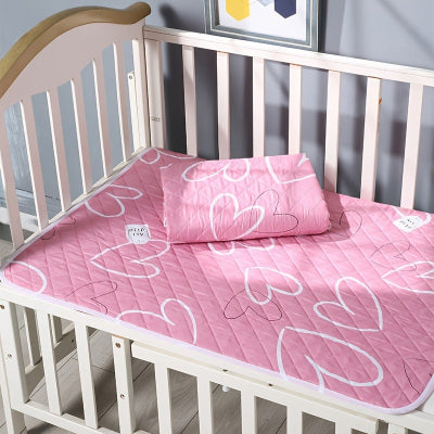protection matelas dans bassinette