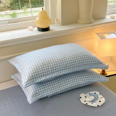 taie doreiller motif vichy bleu superposer