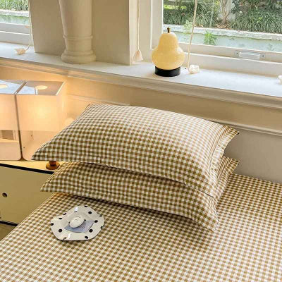 taie doreiller motif vichy café superposer