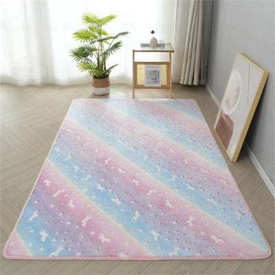 tapis multicolore motif licorne sur plancher