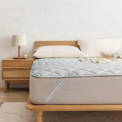 vue côté élastique protection matelas gris