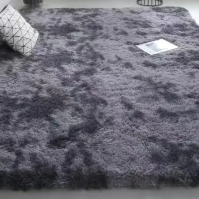vue tapis descente de lit gris