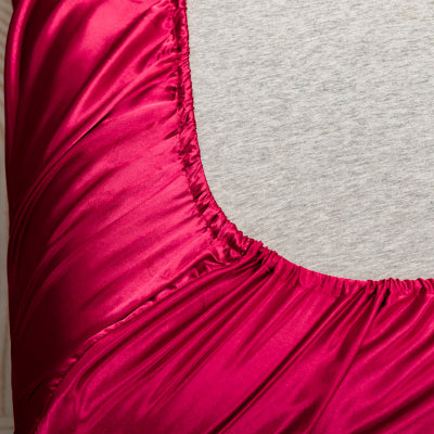 zoom élastique draps housse rouge