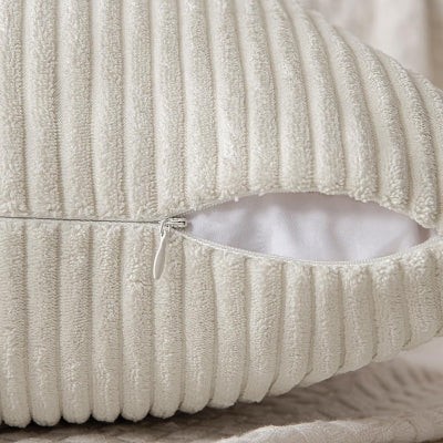 zoom fermeture housse de coussin patchwork beige