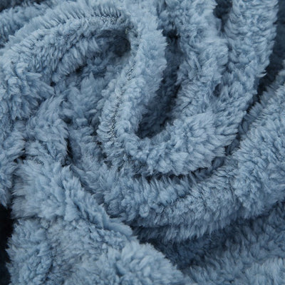zoom texture tissu couverture en polaire bebe